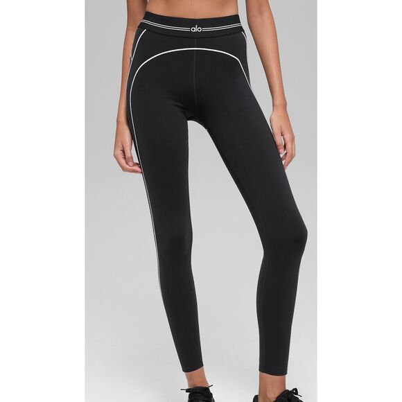 Alo Yoga Airbrush Heart Throb Set Bra and Legging Black White - Picture 5 of 14